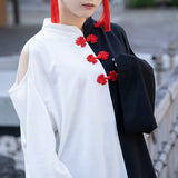 Assimetry Off-Shoulder China Button T-Shirt